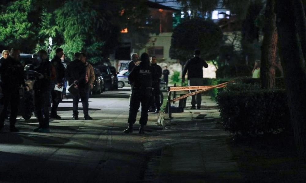 Βούλα: Οι έρευνες της αστυνομίας αμέσως μετά τη μαφιόζικη εκτέλεση - Βίντεο
